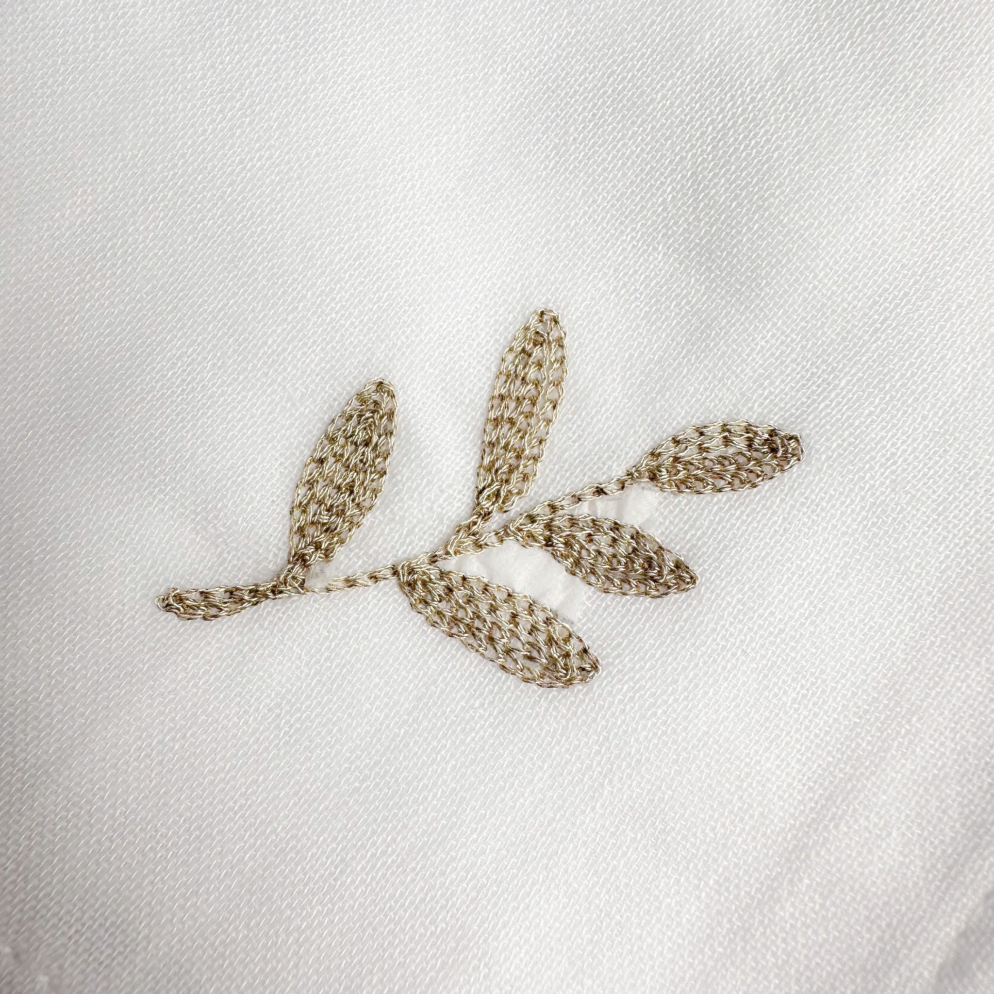 Lange Cérémonie, modèle Laurier