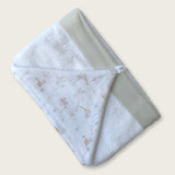 Maxi cape de bain, motif Clairière / Galet brodée au prénom